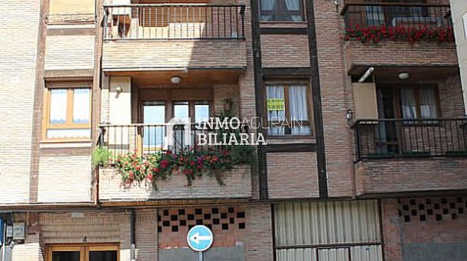 LOCAL EN ALTSASU/ALSASUA