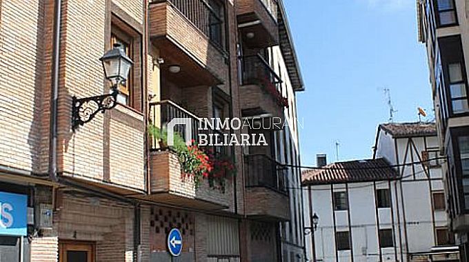 LOCAL EN ALTSASU/ALSASUA
