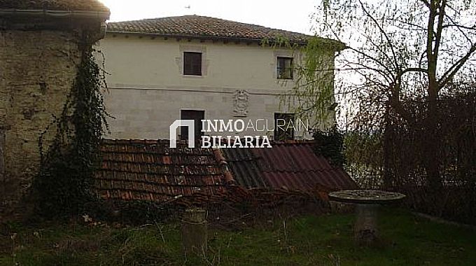Venta de local comercial en Salvatierra-Agurain