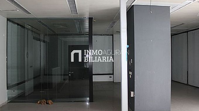 LOCAL COMERCIAL EN VITORIA/GASTEIZ