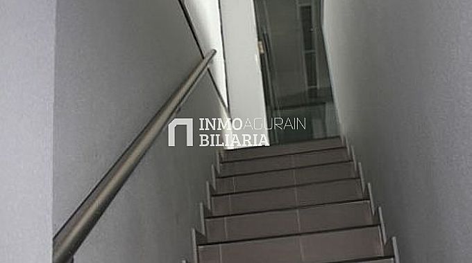 LOCAL COMERCIAL EN VITORIA/GASTEIZ