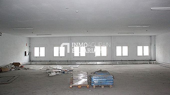 NAVE INDUSTRIAL EN BERRIOZAR