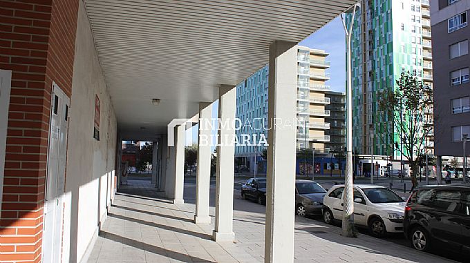 Venta de local comercial en Vitoria-Gasteiz