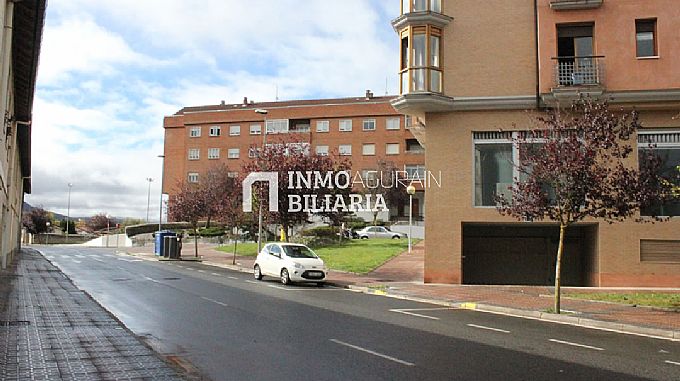 PLAZA DE PARKING EN ENTZIA