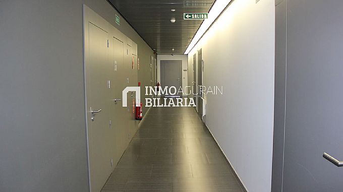 Venta de local comercial en Vitoria-Gasteiz