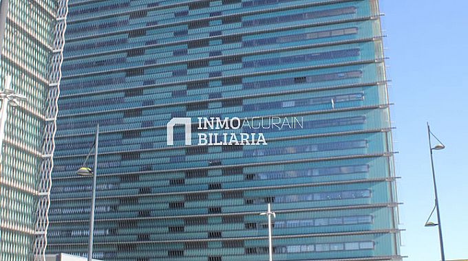 Venta de local comercial en Vitoria-Gasteiz