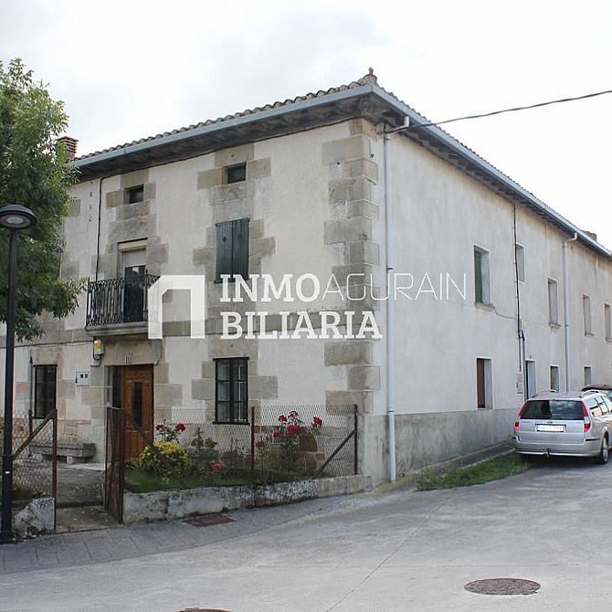 EDIFICIO RURAL EN ALBENIZ - 1