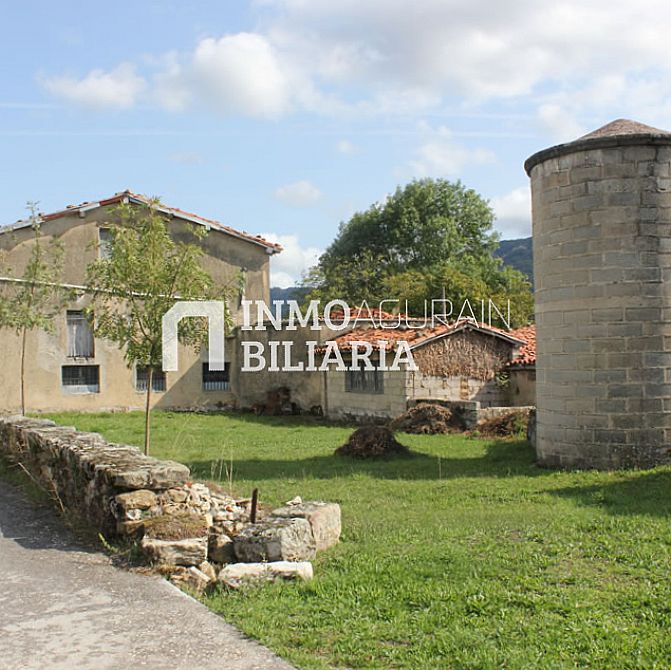 EDIFICIO RURAL EN ALBENIZ - 3
