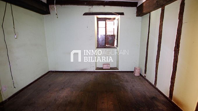 CASA SEORIAL EN LINTZOAIN