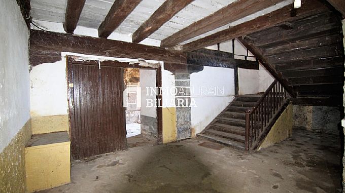 CASA SEORIAL EN LINTZOAIN