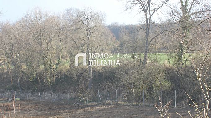 Venta de parcela urbana en Burgueta