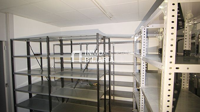 Venta de local comercial en Pamplona