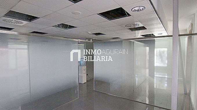 Venta de local comercial en Pamplona