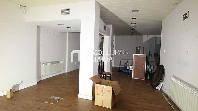 Venta de local comercial en Pamplona