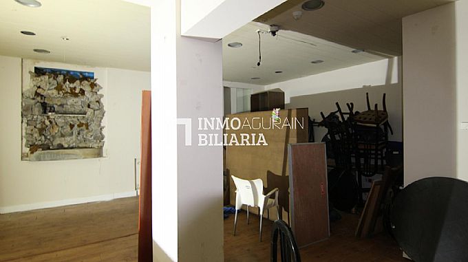 Venta de local comercial en Pamplona