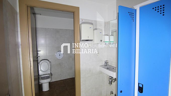 Venta de local comercial en Pamplona