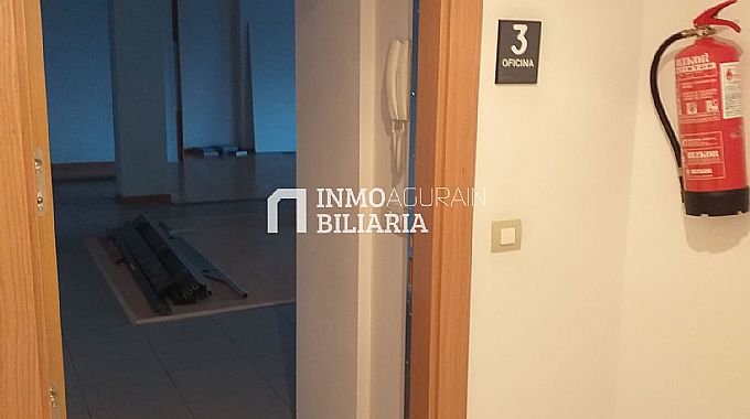 Venta de local comercial en Vitoria-Gasteiz