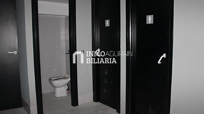 Venta de local comercial en Burlada