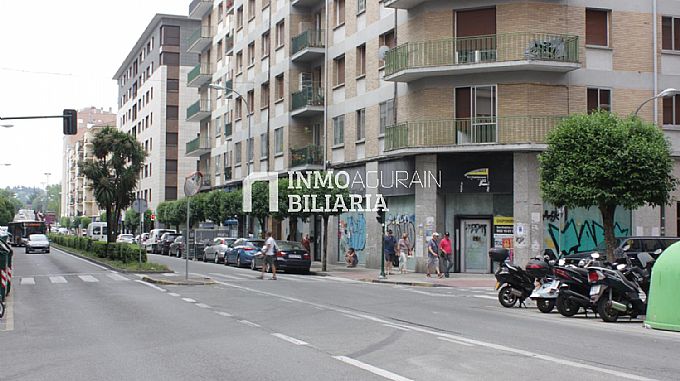 Venta de local comercial en Burlada