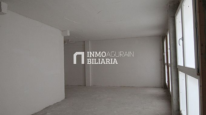 Venta de local comercial en Vitoria-Gasteiz