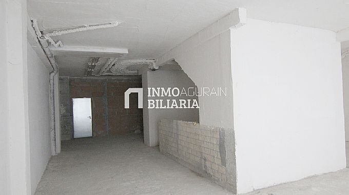 Venta de local comercial en Vitoria-Gasteiz