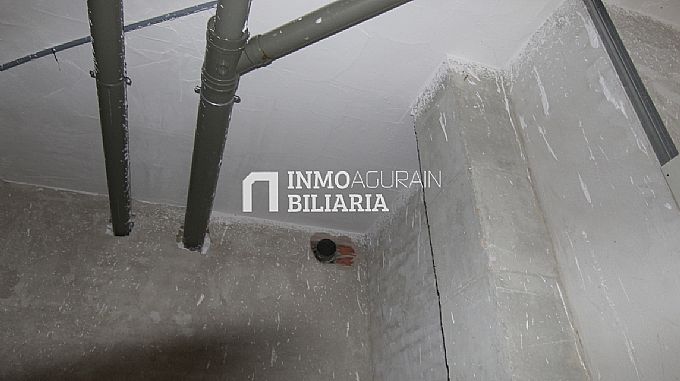 Venta de local comercial en Vitoria-Gasteiz