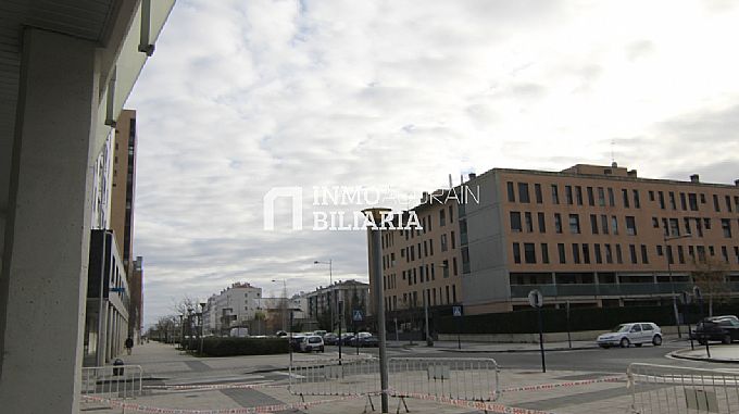 Venta de local comercial en Vitoria-Gasteiz