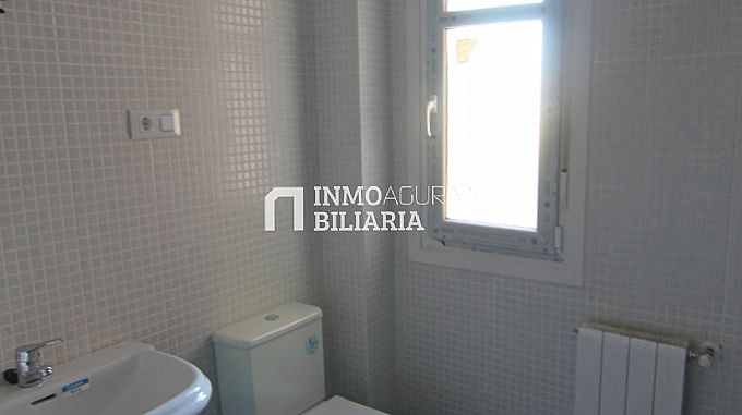Venta de casa en Ezkerekotxa