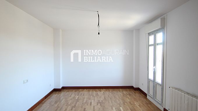 Venta de casa en Ezkerekotxa