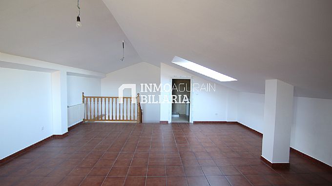 Venta de casa en Ezkerekotxa