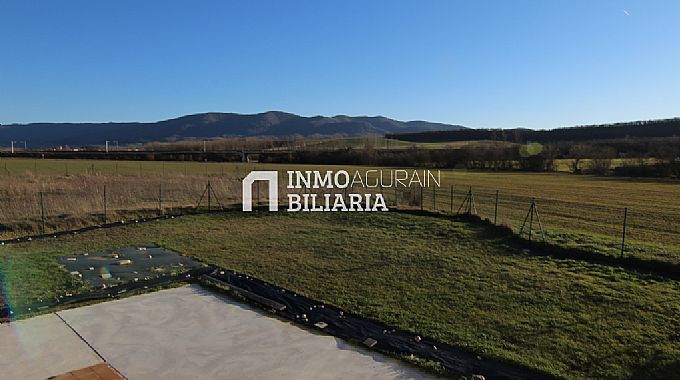 Venta de casa en Ezkerekotxa