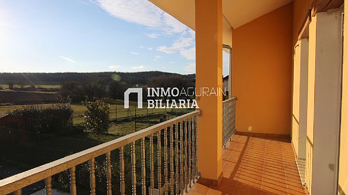 Venta de casa en Ezkerekotxa