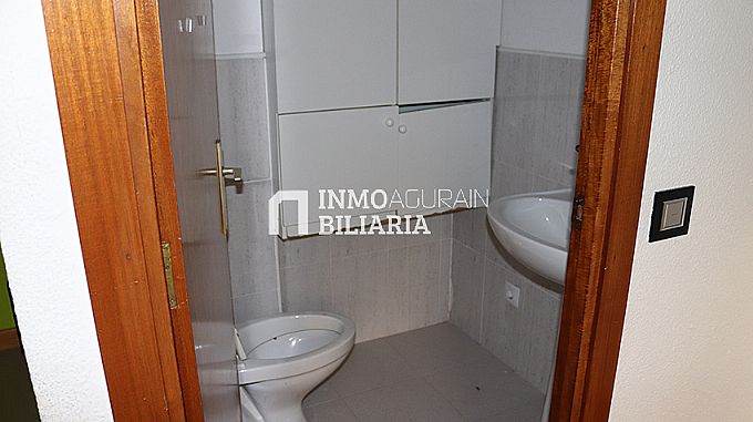 Venta de local comercial en Vitoria-Gasteiz