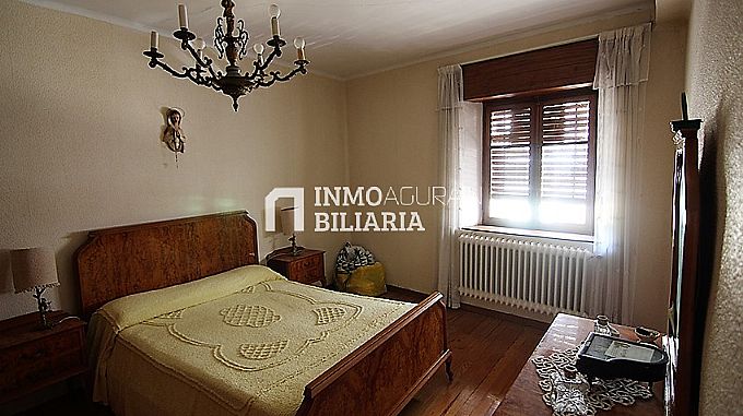 Venta de casa en Araia