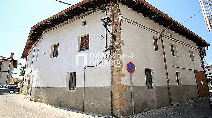 Venta de casa en Araia