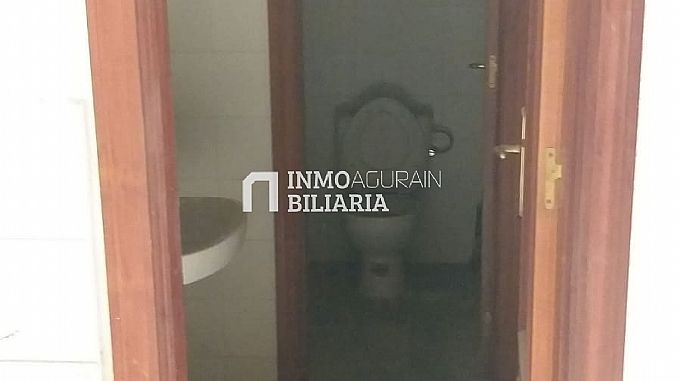 Venta de local comercial en Vitoria-Gasteiz