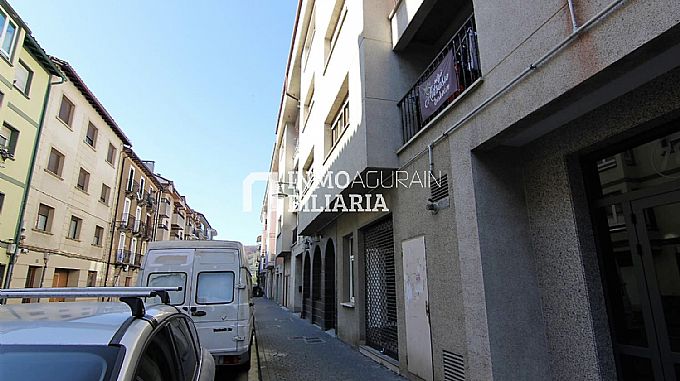 LOCAL EN CALLE SAN JUAN
