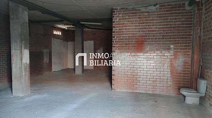 Venta de local comercial en Ansoain