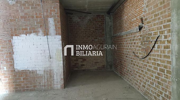 Venta de local comercial en Ansoain