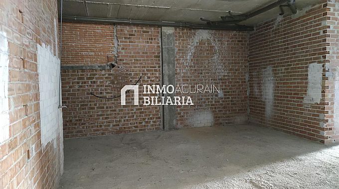 Venta de local comercial en Ansoain