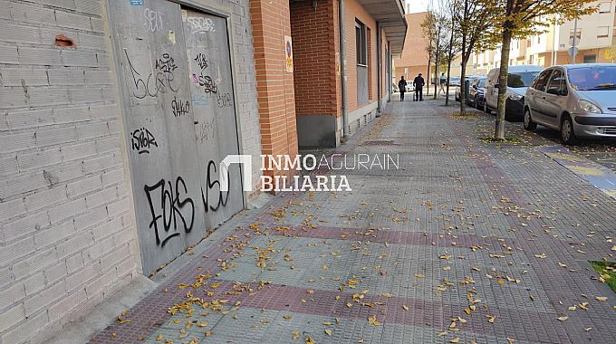 Venta de local comercial en Ansoain