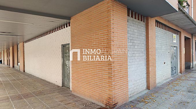 Venta de local comercial en Ansoain