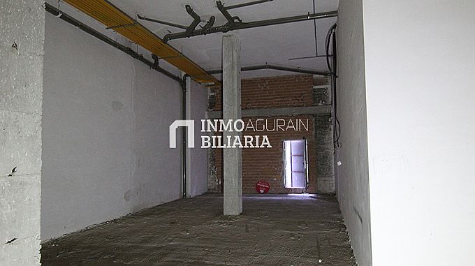 SE VENDE OFICINA CALLE PRAGA