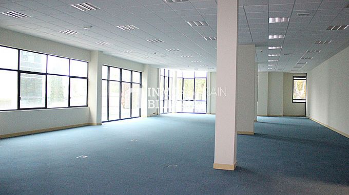 Venta de local comercial en Gamarra Mayor