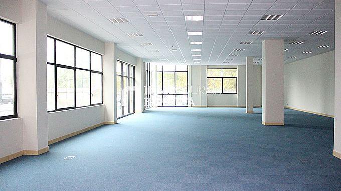 Venta de local comercial en Gamarra Mayor