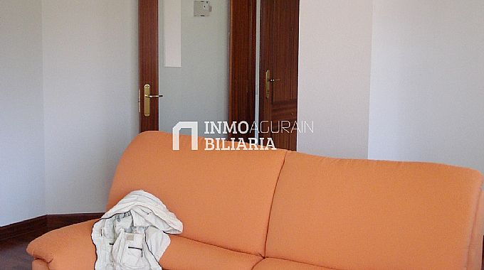 APARTAMENTO EN AGURAIN
