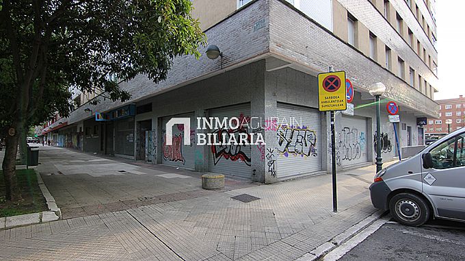 LOCAL COMERCIAL EN CALLE PARAGUAY