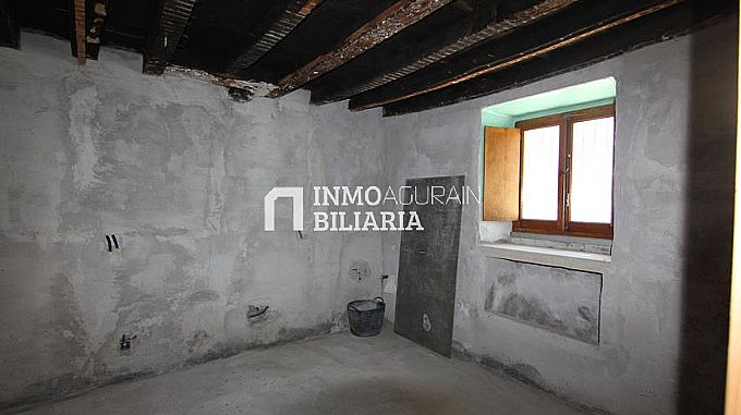Venta de casa en Urabain