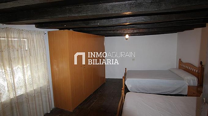 Venta de casa en Urabain