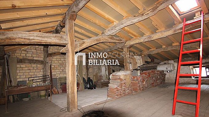Venta de casa en Urabain